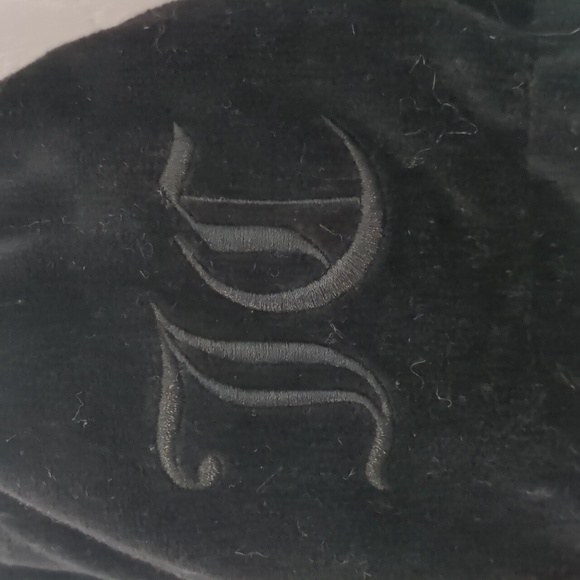 Juicy Couture velour puffer jacket black gently worn - Picture 8 of 8